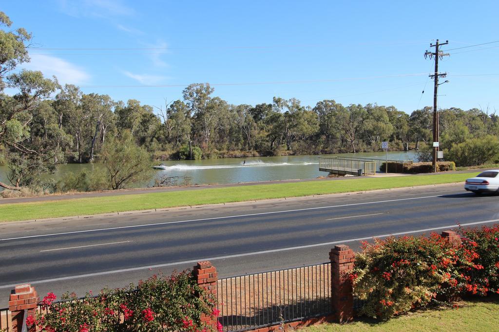 Mildura Riverview Motel Gol Gol Екстериор снимка