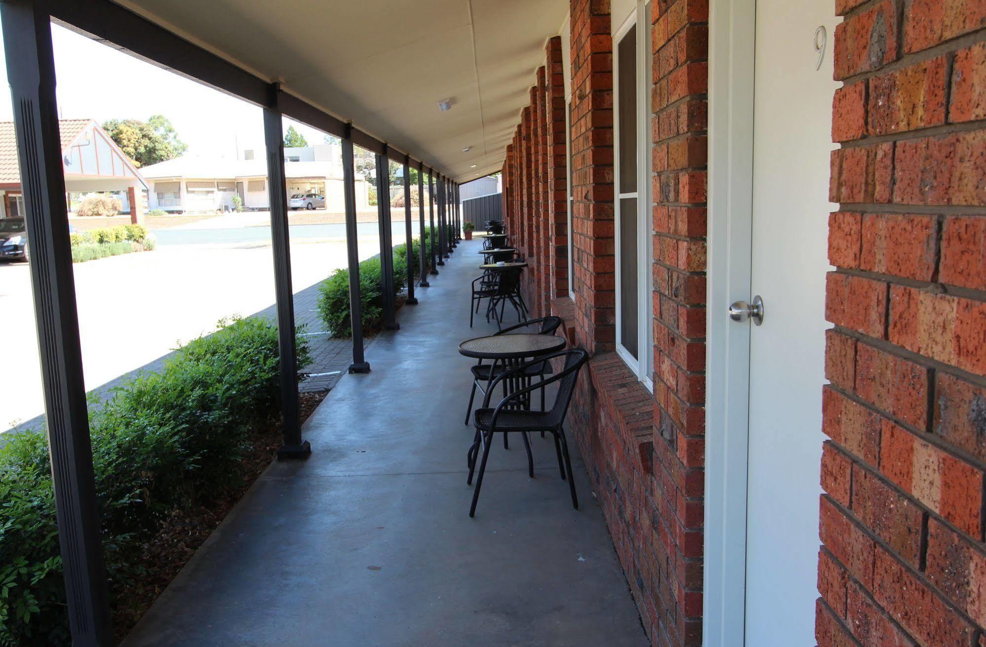 Mildura Riverview Motel Gol Gol Екстериор снимка